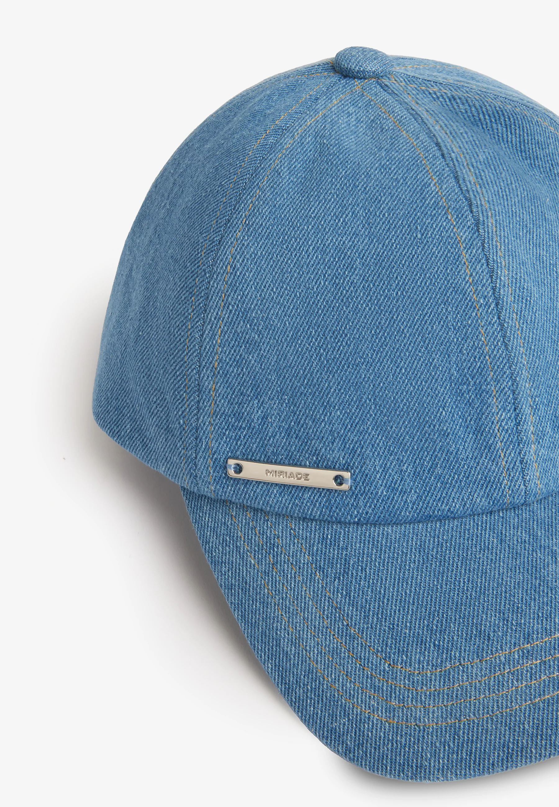 Cappello con Visiera MILKY - Image 4